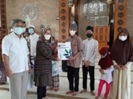 lkst-ipb-university-bagikan-produk-inovasi-ke-yatim-piatu-daarul-jannah-bogor-news
