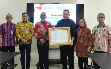 brand-botani-resmi-terdaftar-di-kemenkumham-lkst-ipb-university-berikan-royalti-kepada-10-inovator-news
