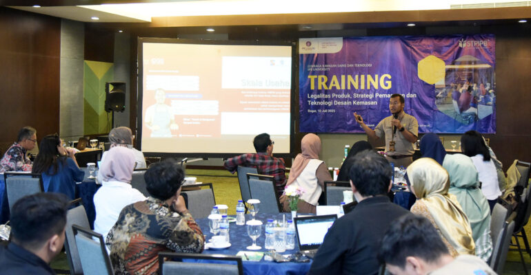 Tingkatkan-Kapasitas-Startup-LKST-IPB-University-Beri-Pelatihan-Legalitas-Produk-hingga-Desain-Kemasan-770x400
