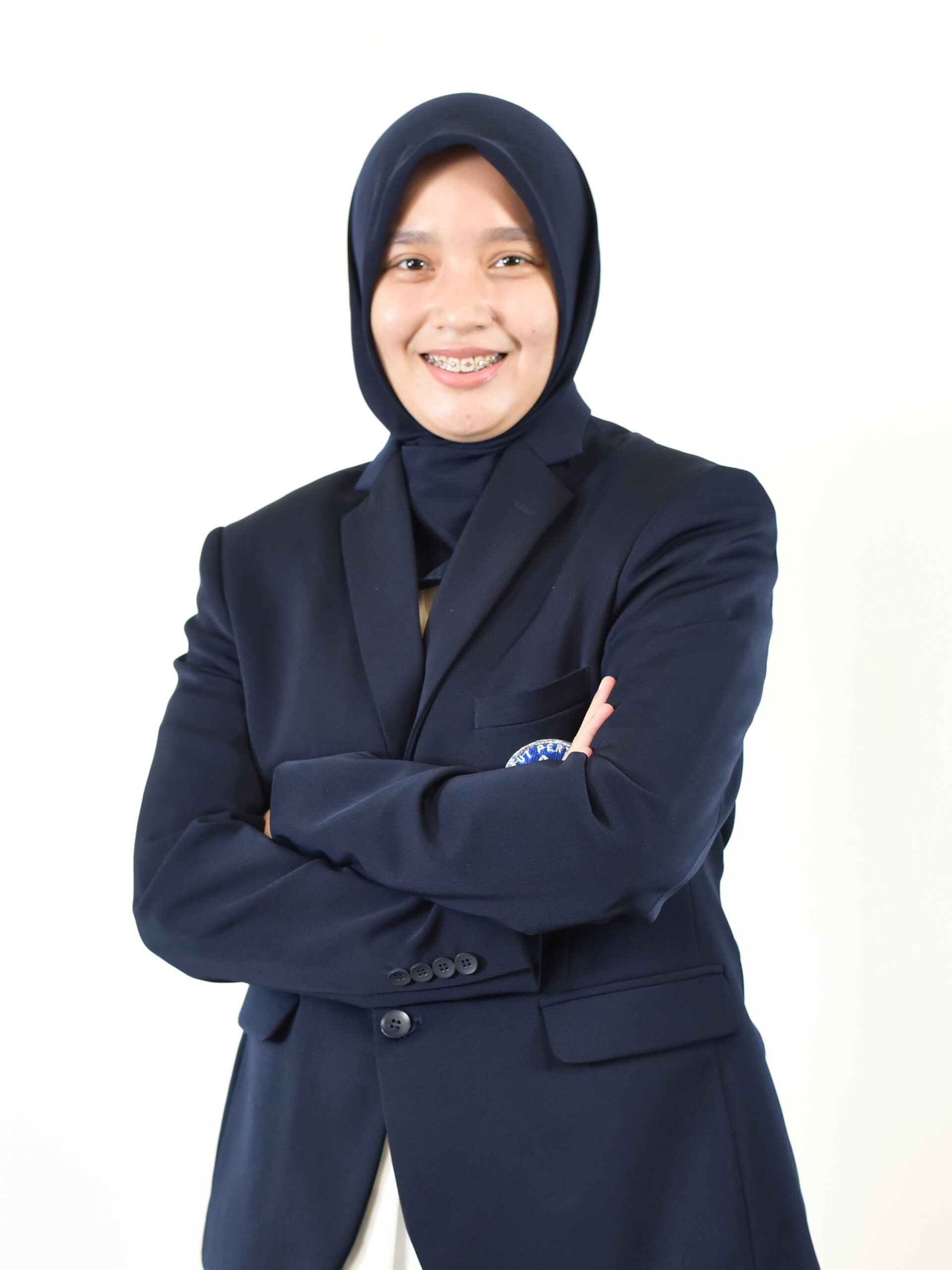Febby Atia Maureen, S.E. (3)